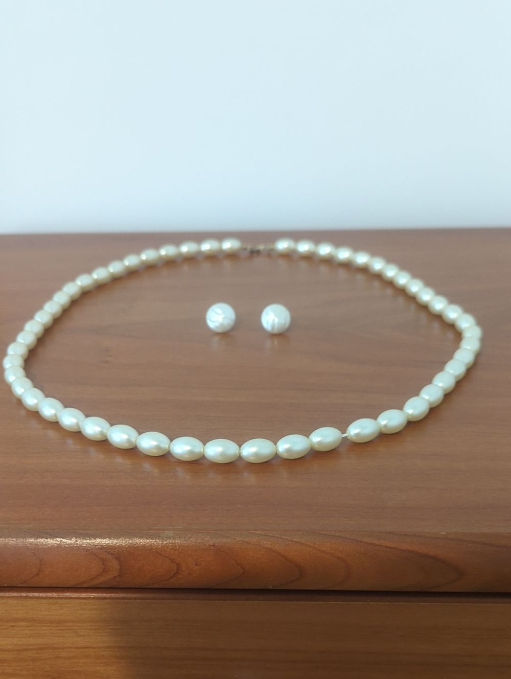 Classic Cream Pearl Necklace and Stud Earrings Set